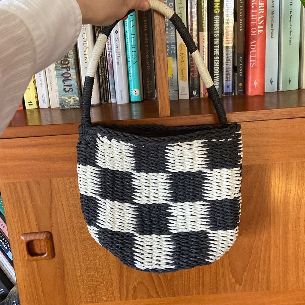 Checkered straw mini purse